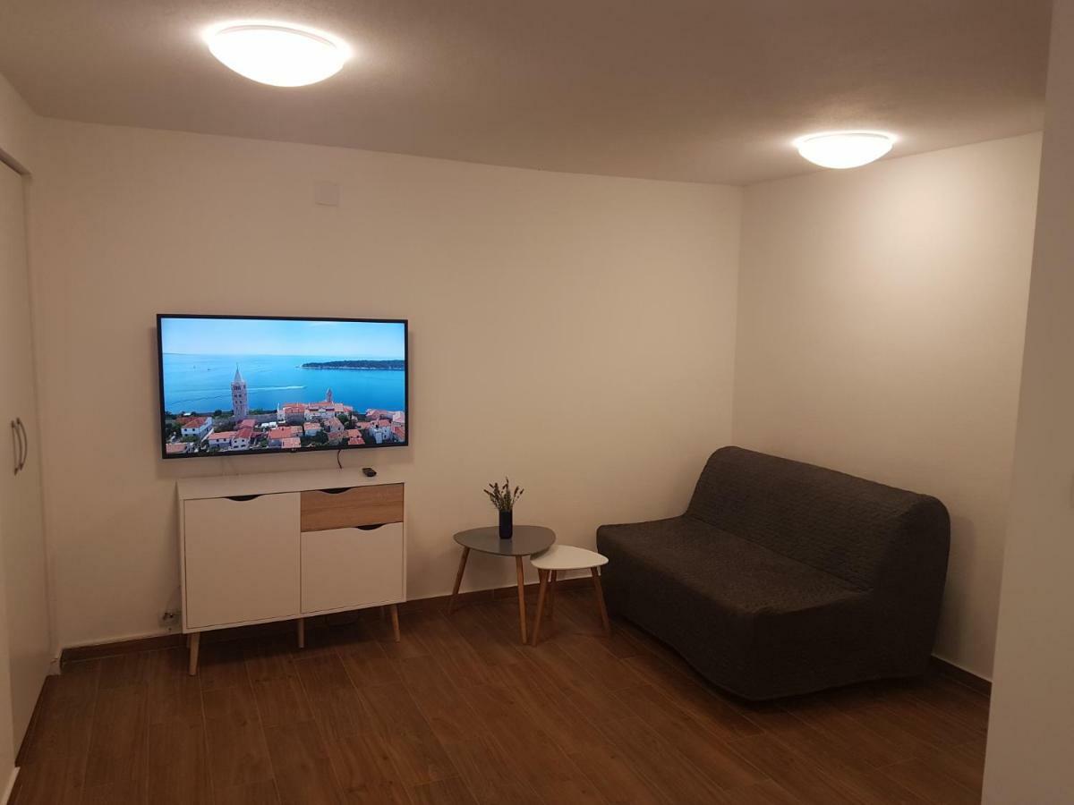 Apartments Jungic, Rab Banjol Exteriér fotografie